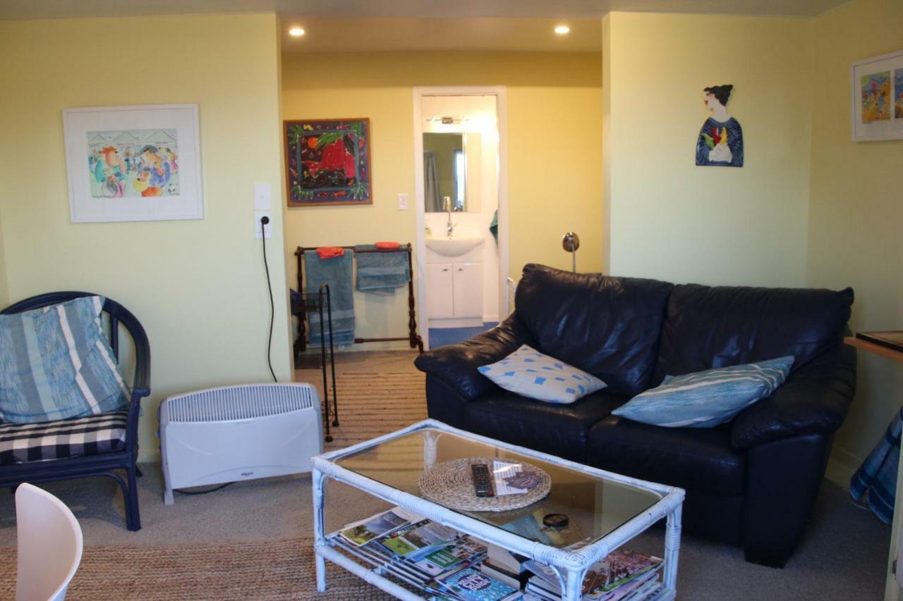 Laughing Fish Studio Apartment Mapua ภายนอก รูปภาพ